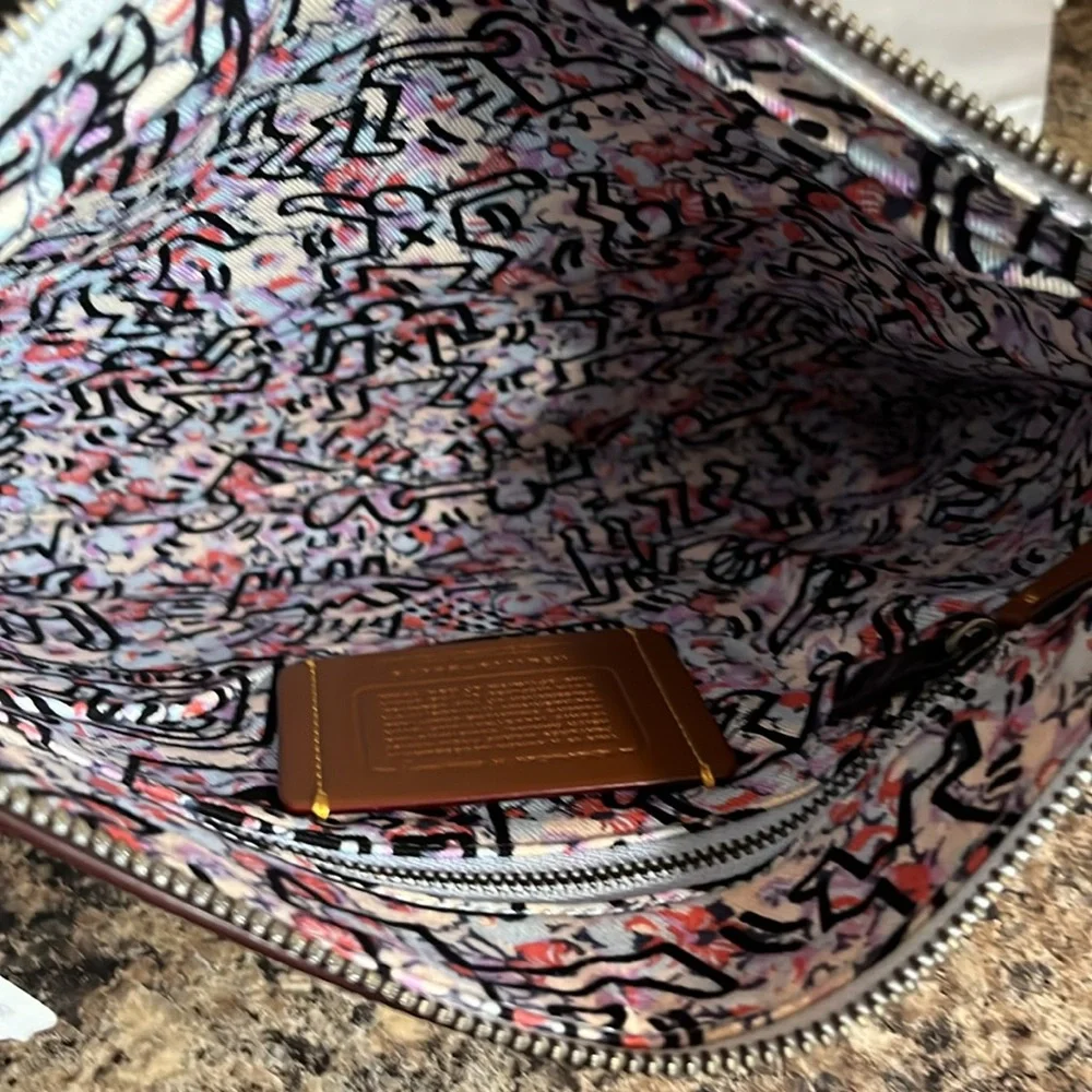 Coach X Keith Haring Turnlock Wrislet - Picture 10 of 10